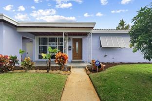 1820 Sw 22nd Ave - Photo 1 of 1