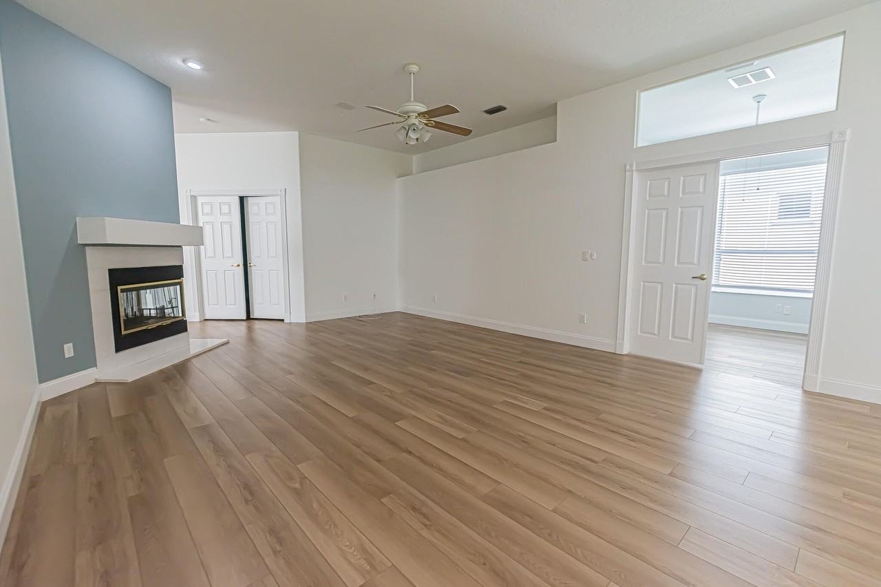 204 Nw Zanzibar Pl - Photo 3 of 37
