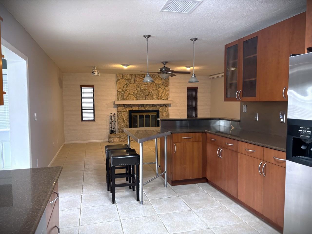 202 Sw Crescent Ave - Photo 3 of 43