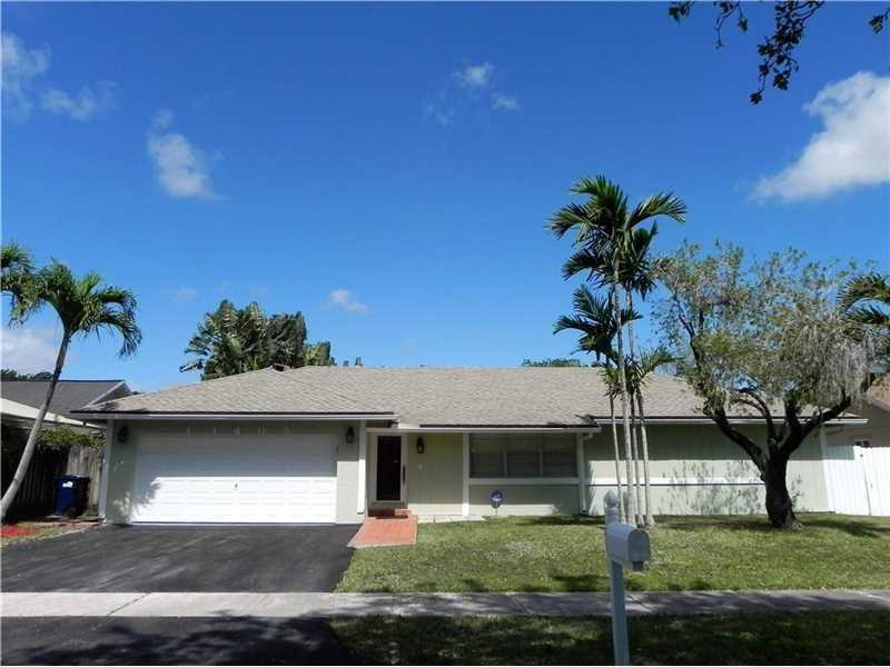 11405 SW 113th Terrace - Photo 2 of 7