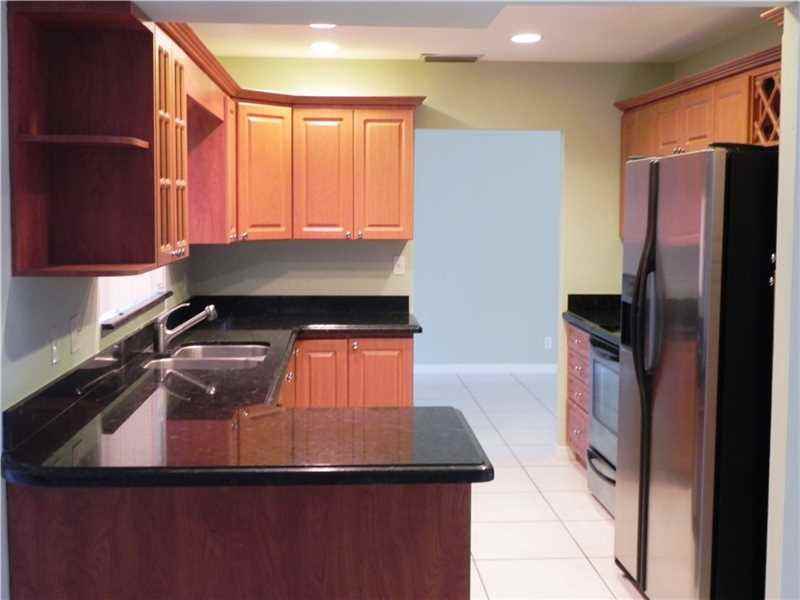11405 SW 113th Terrace - Photo 3 of 7