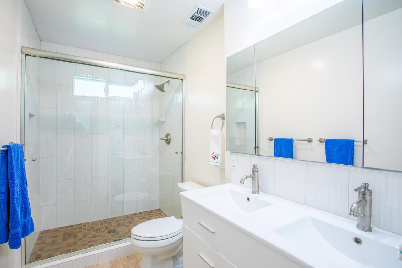 733 Circle Dr - Photo 7 of 21