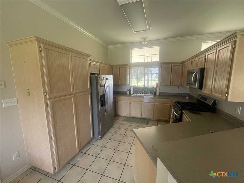 4601 S Old Bastrop Hwy - Photo 3 of 8