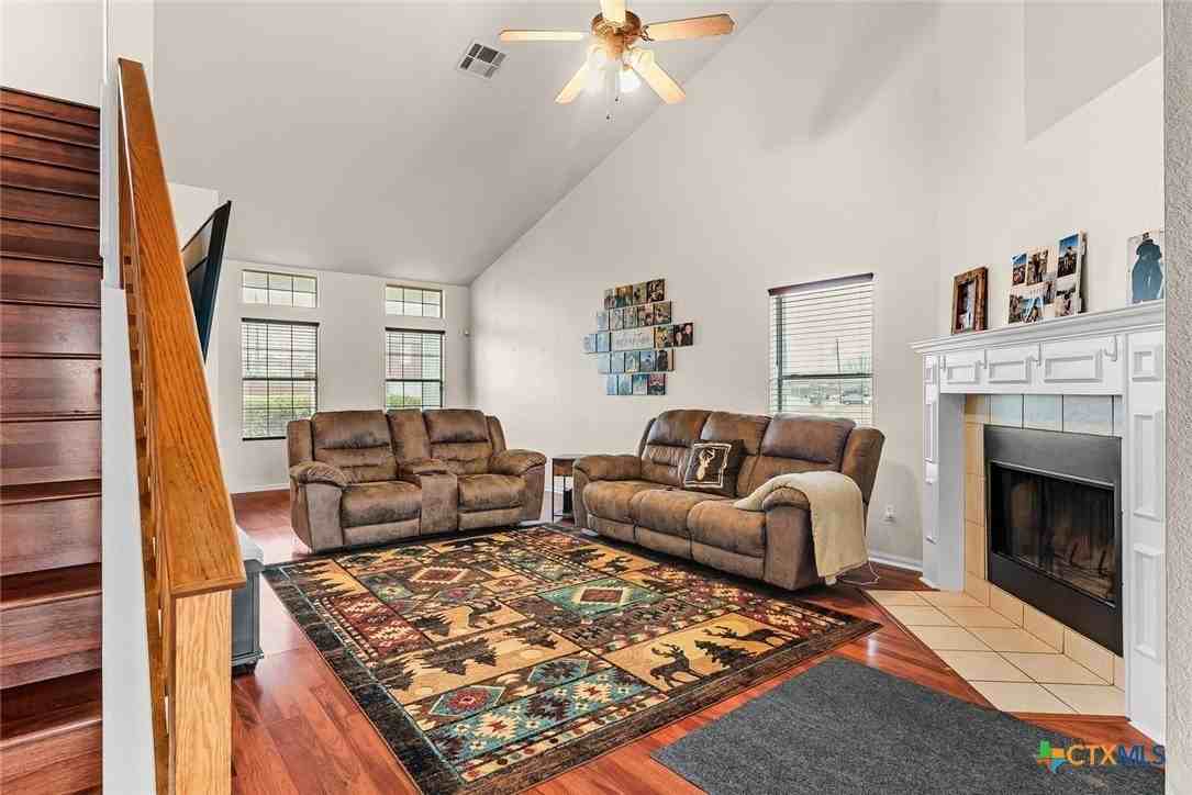 2500 Waterfall Dr - Photo 4 of 23