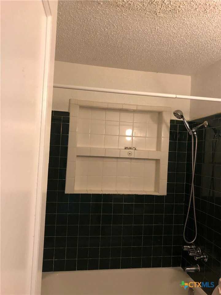 903 Conder St - Photo 6 of 14
