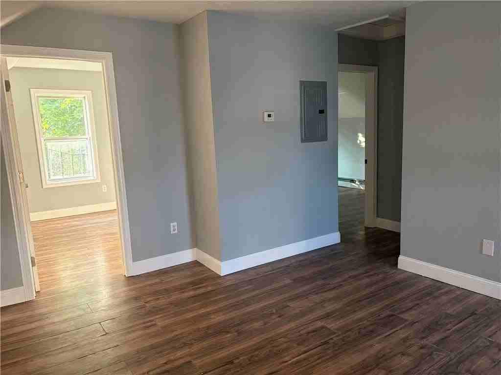45 Fuller Ave - Photo 3 of 14