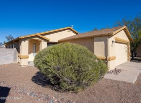 1672 W Wood Crest Ct - Photo 1 of 1
