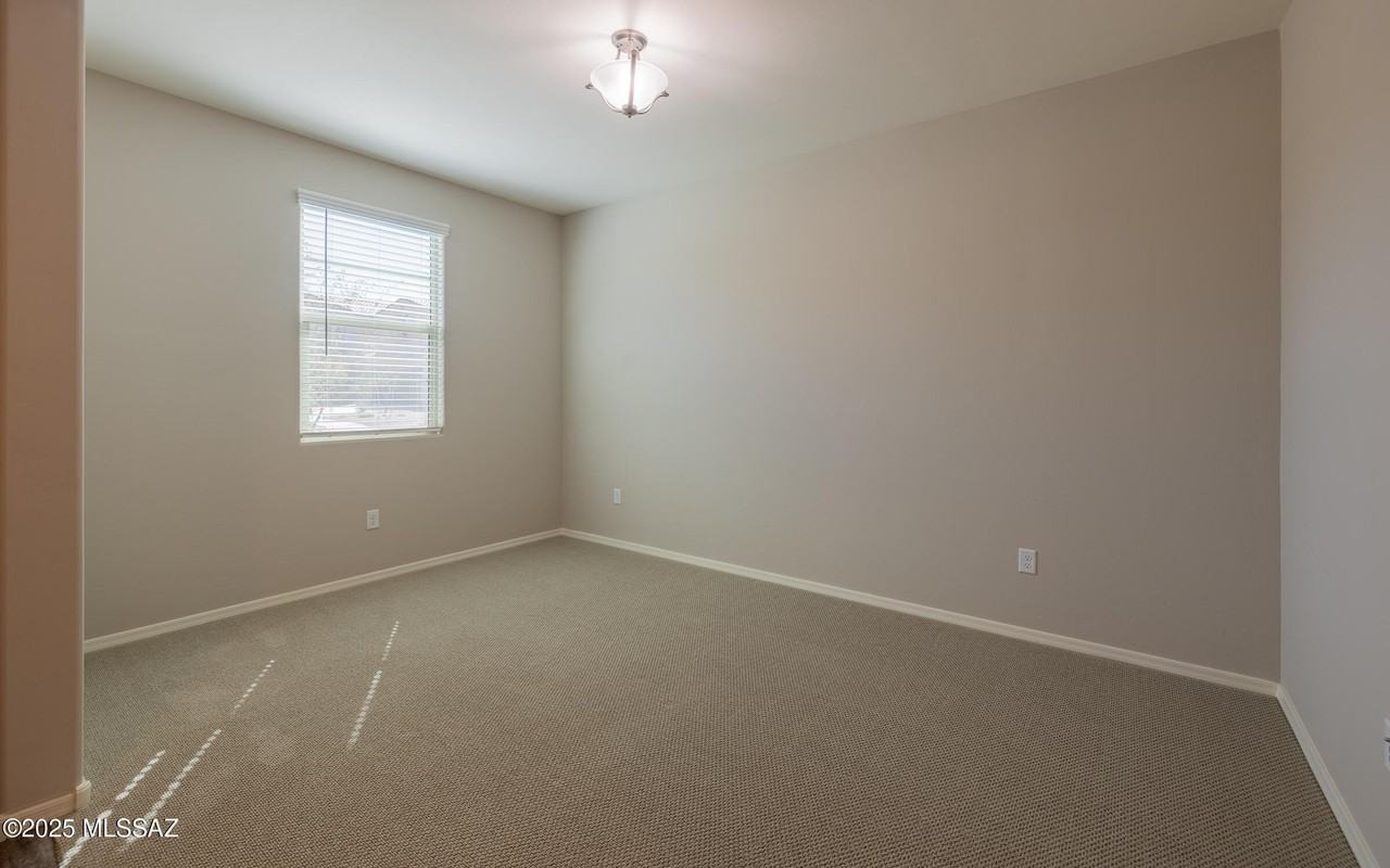 10324 S Barlow Way - Photo 3 of 31