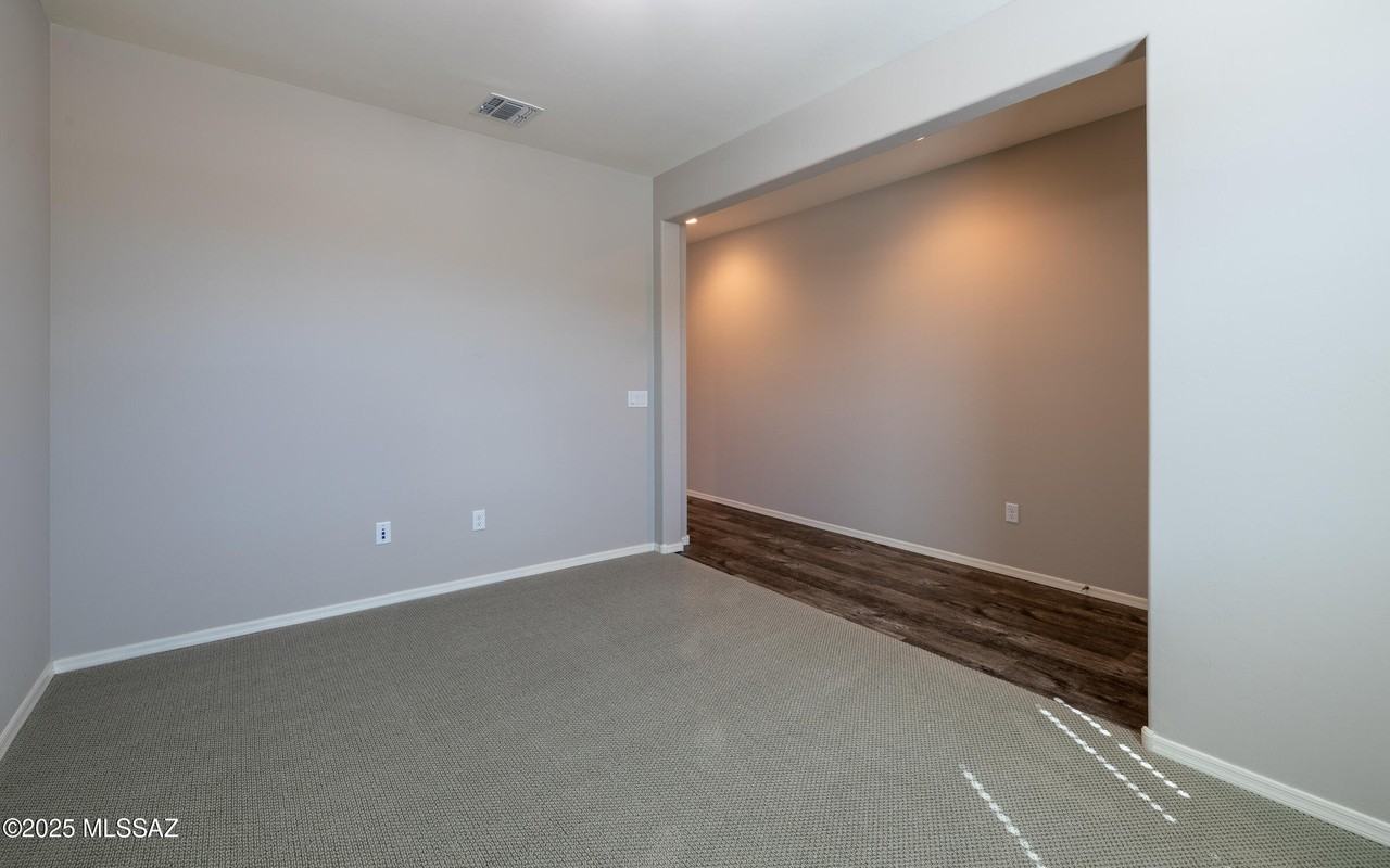 10324 S Barlow Way - Photo 4 of 31