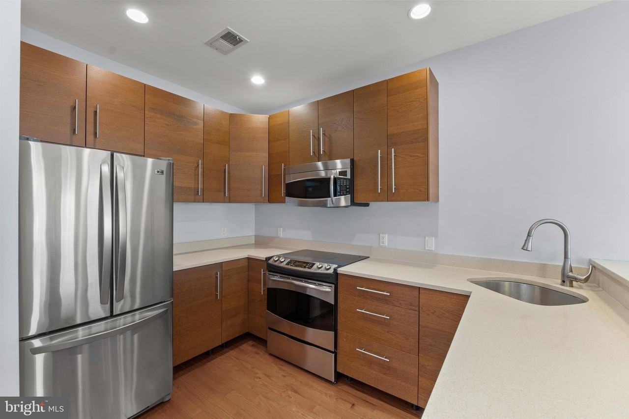 440 Rhode Island Ave Nw #303 - Photo 6 of 16