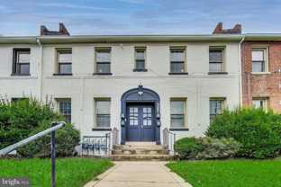 3918 10th St Ne #4 - Photo 1 of 1