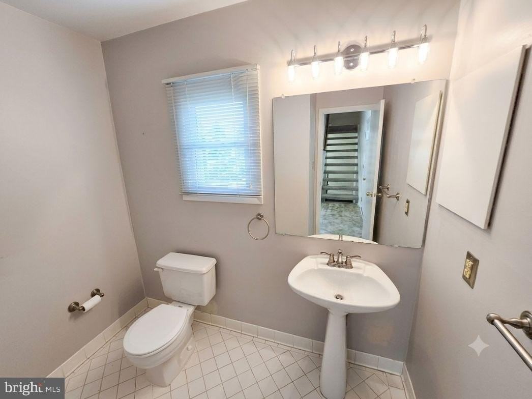 6908 10 Timbers Ln - Photo 4 of 26