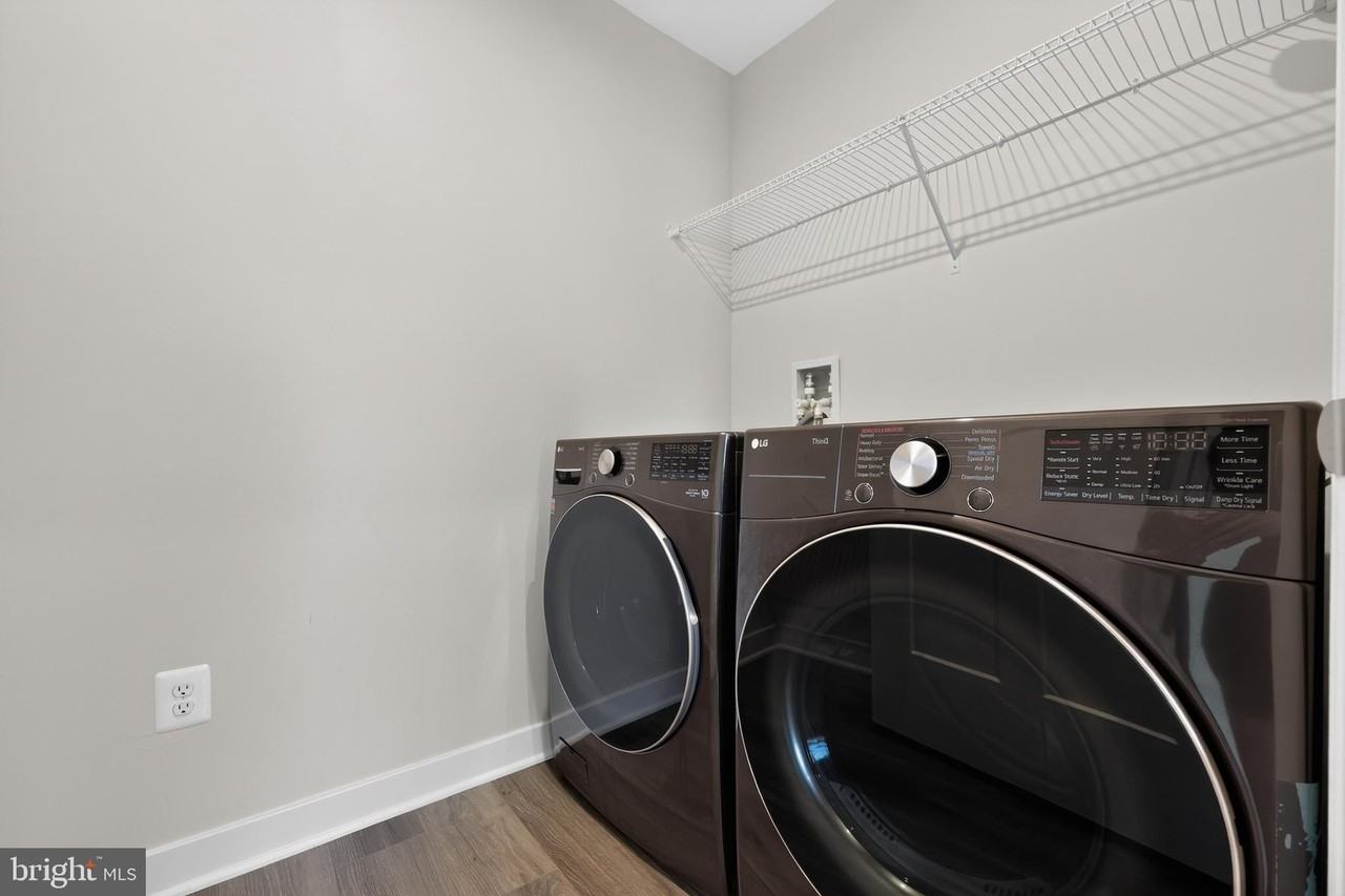 2642 Skeeter Ct - Photo 2 of 18