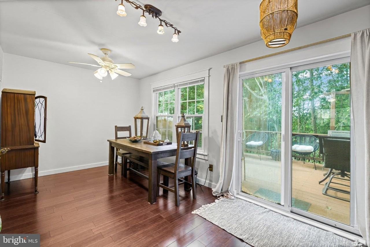 1905 Millington Sq - Photo 5 of 20