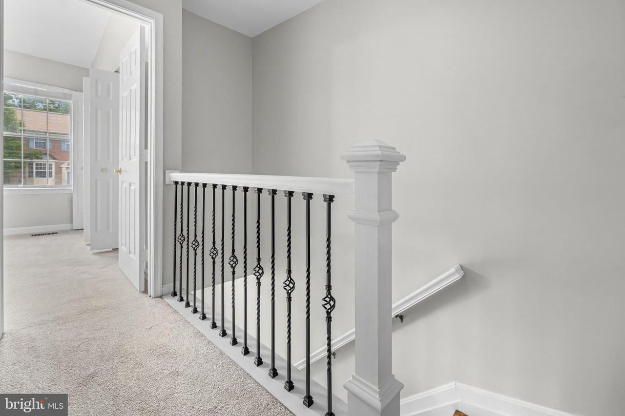 1905 Millington Sq - Photo 7 of 20