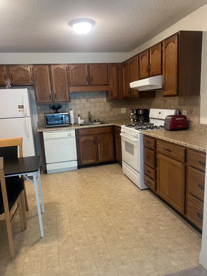 Huse Rd - Photo 4 of 8