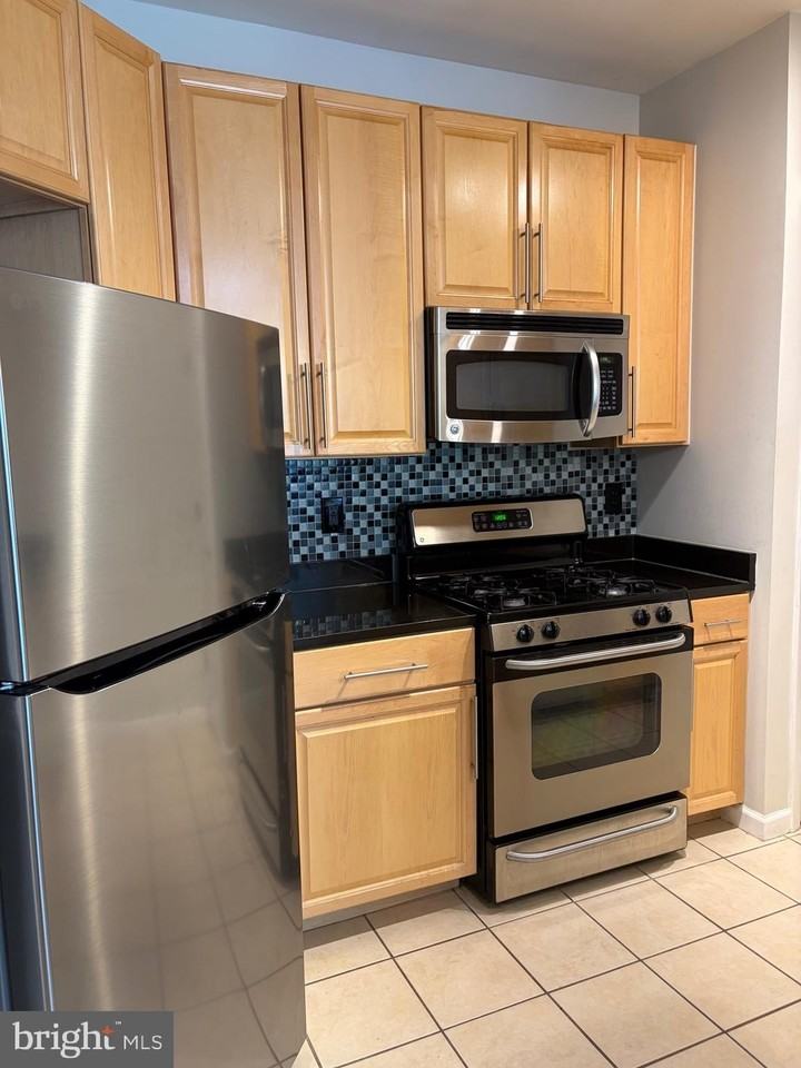 1201 E W Highway #212 - Photo 6 of 38