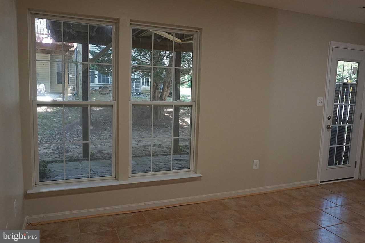 20601 Duck Pond Pl #601 - Photo 6 of 40