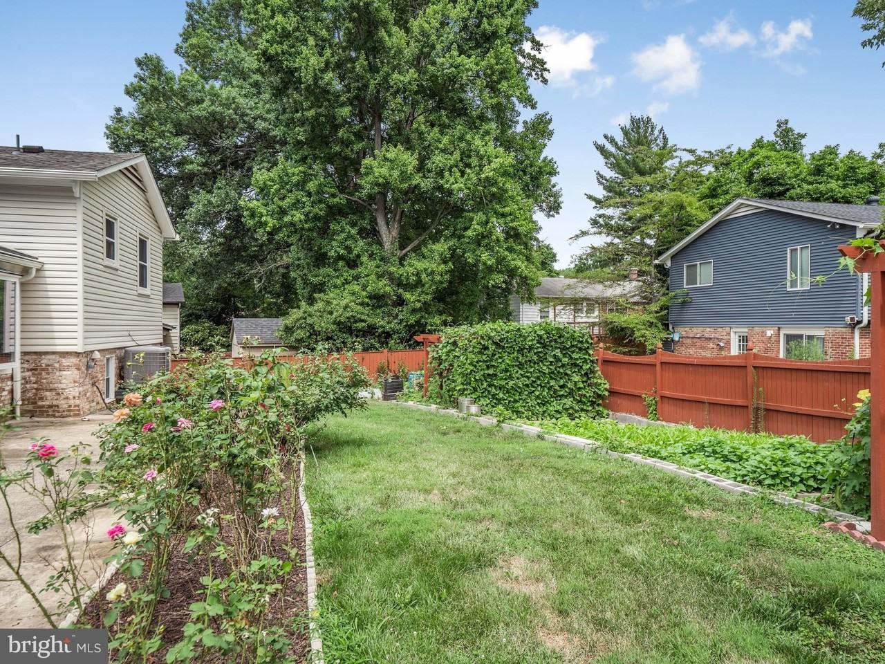 14204 Woodcrest Dr - Photo 6 of 39