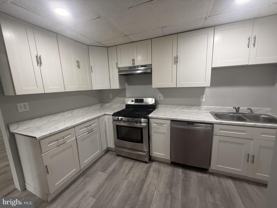 212 Warren St #2 - Photo 1 of 1