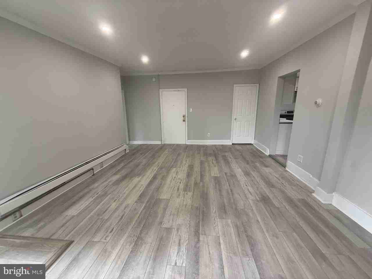212 Warren St #2 - Photo 2 of 31