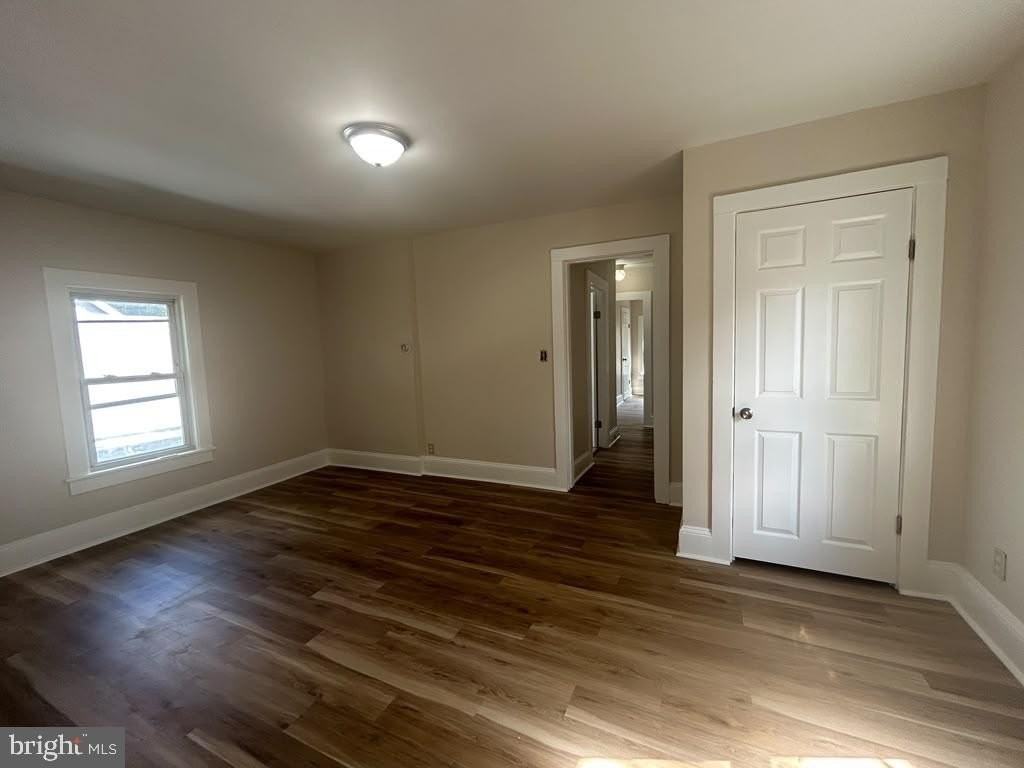 310 W Grape St #2 - Photo 7 of 13