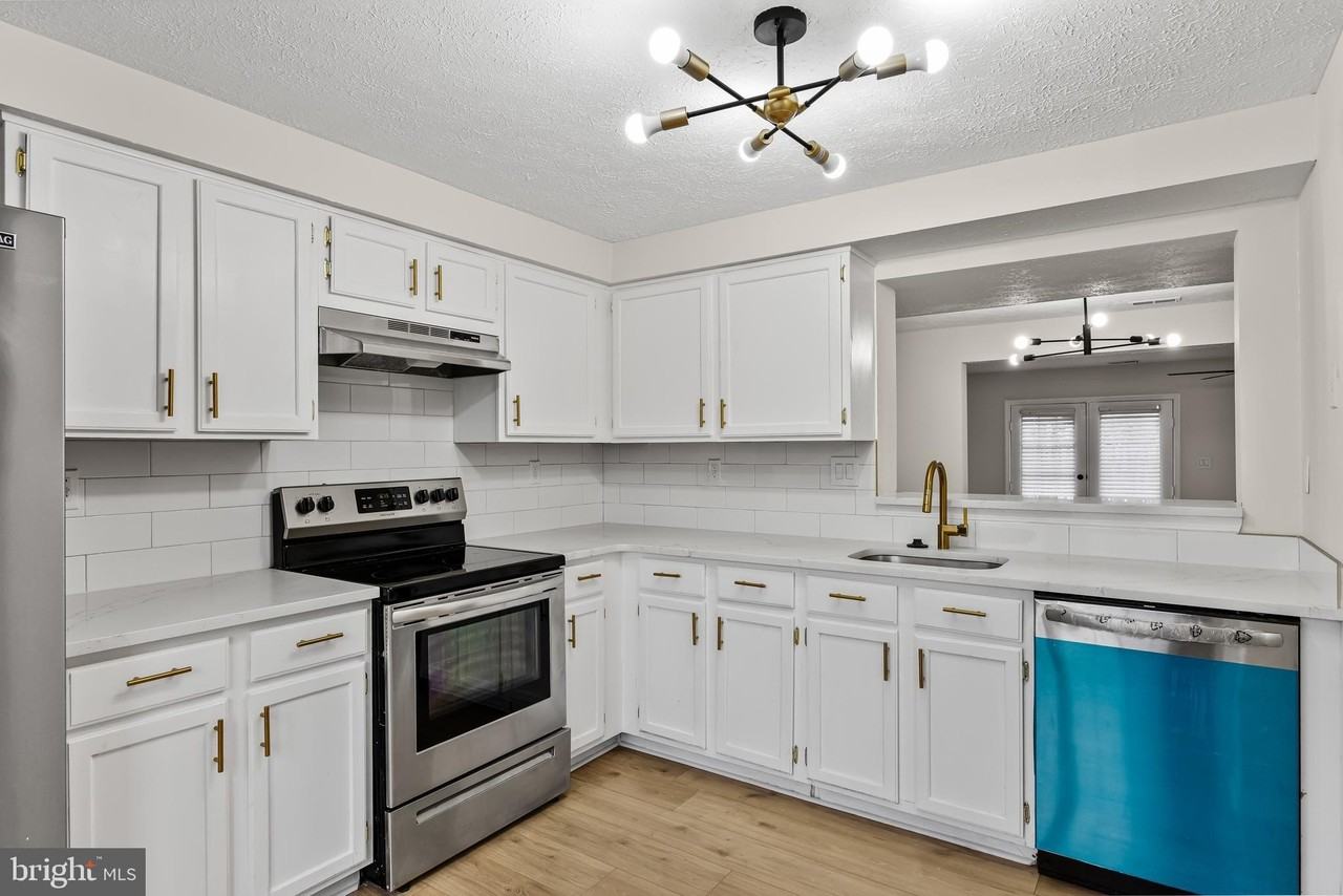 127 Villa Knoll Ct - Photo 6 of 24