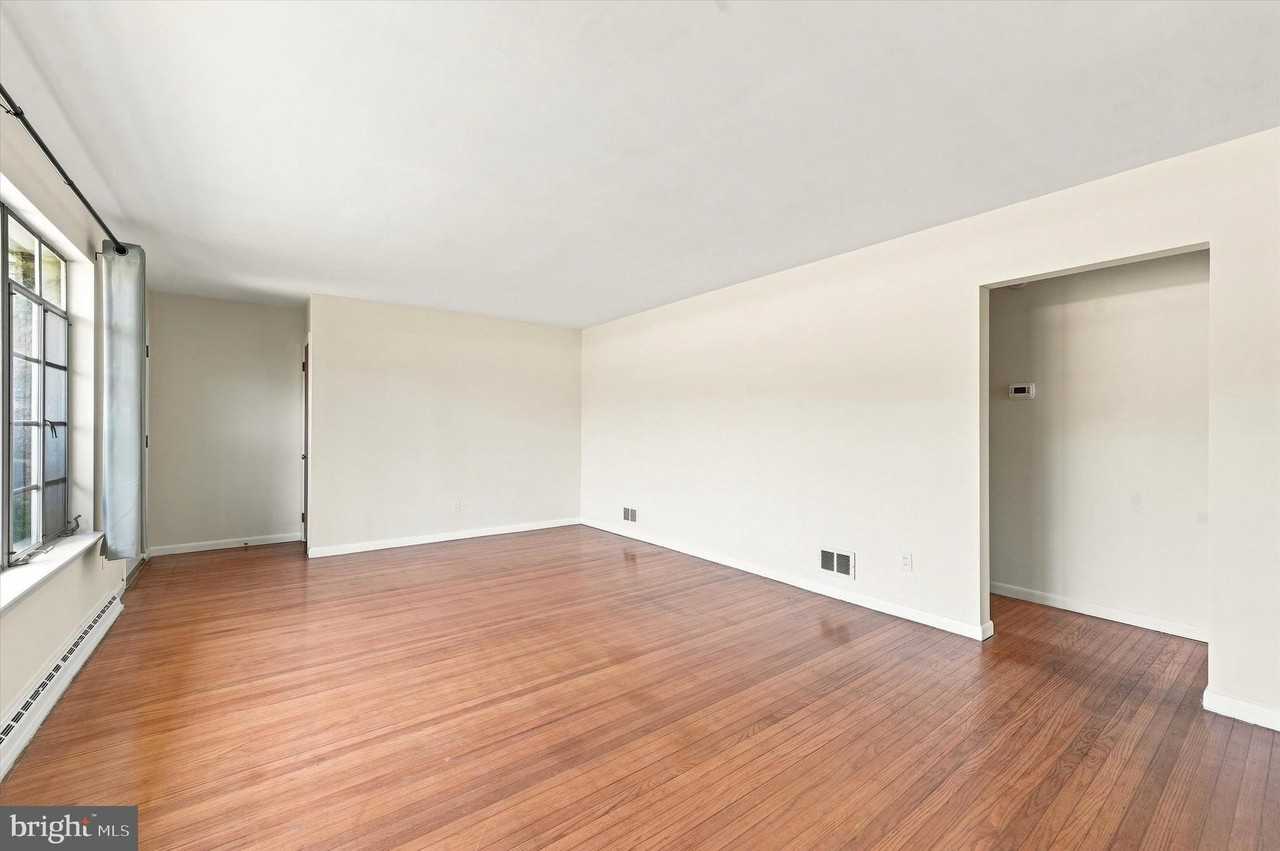 4022 W Chester Pike - Photo 4 of 25