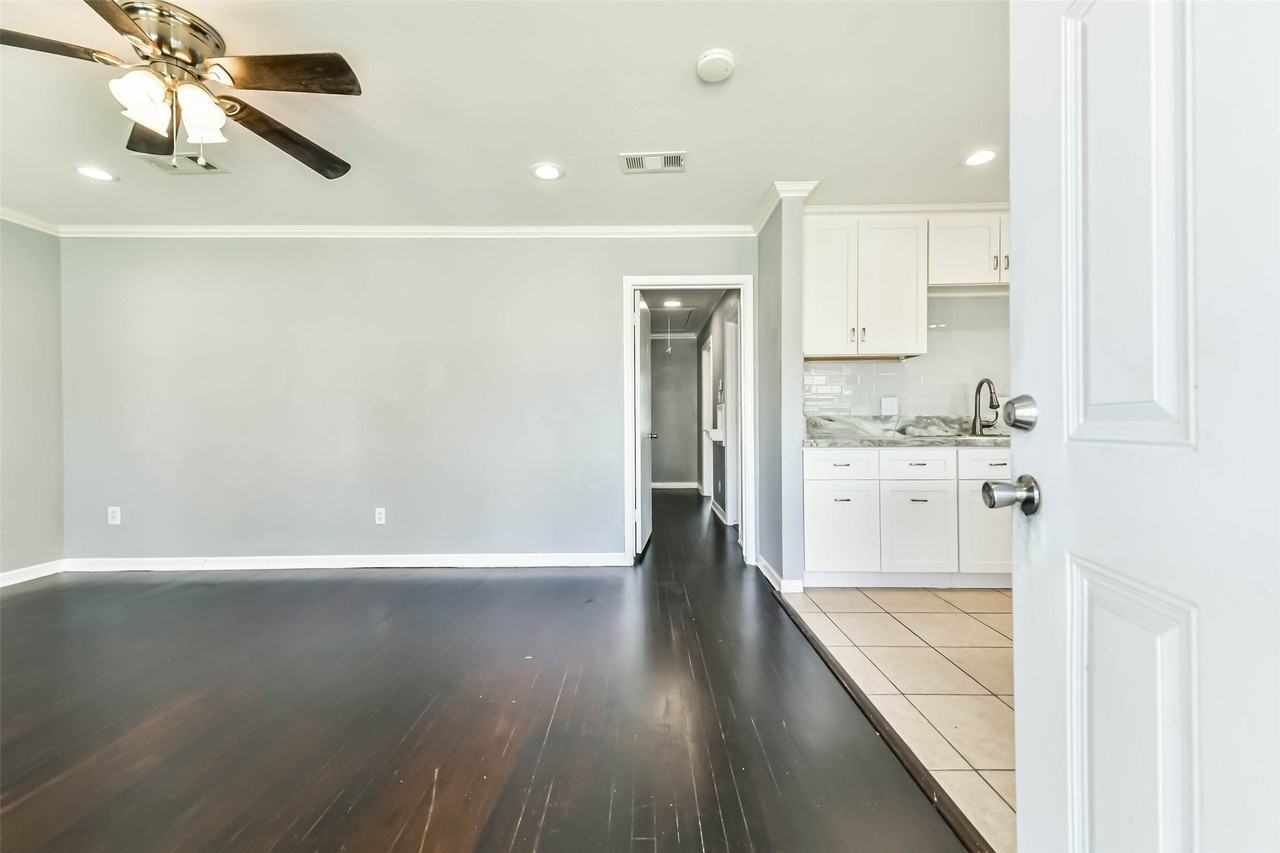 938 Vivian Ave - Photo 5 of 26
