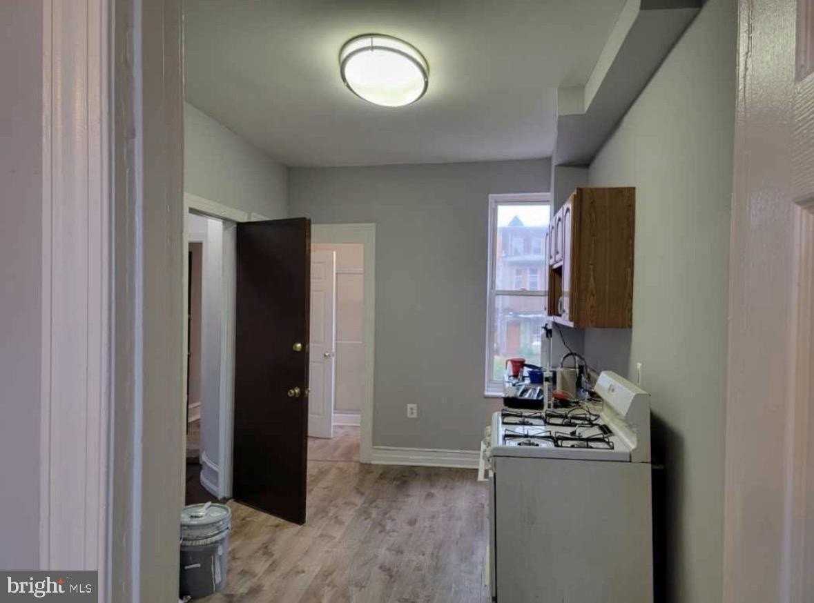 3136 W Montgomery Ave #2 - Photo 2 of 7