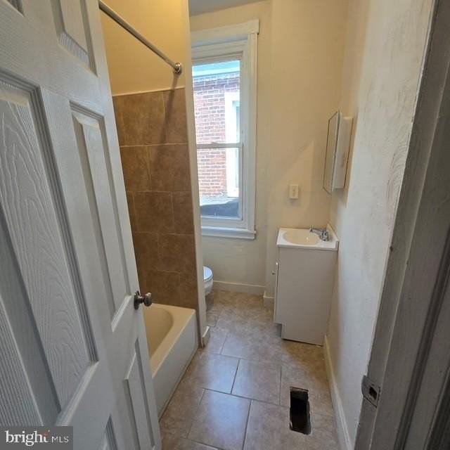 4432 N 19th St - Photo 5 of 7