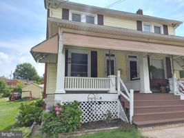featured image of 393 S Main St