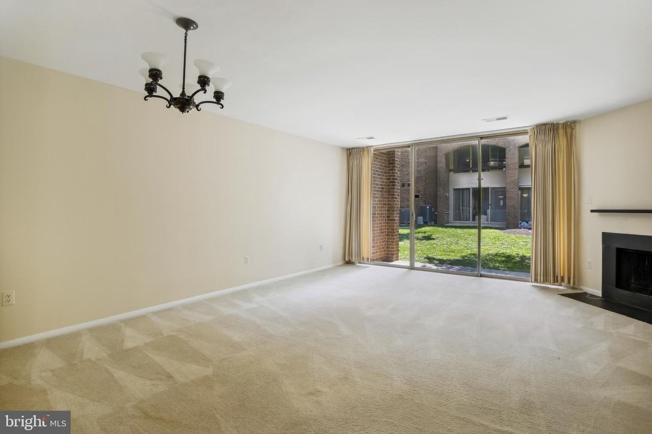 650 15th St S Apt A #1 - Photo 3 of 37