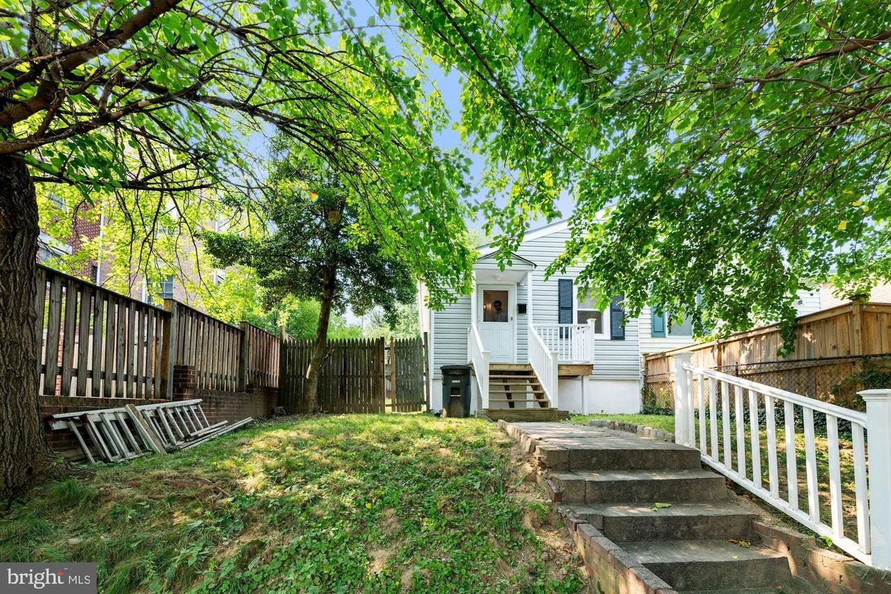109 E Reed Ave #1-2 - Photo 6 of 22