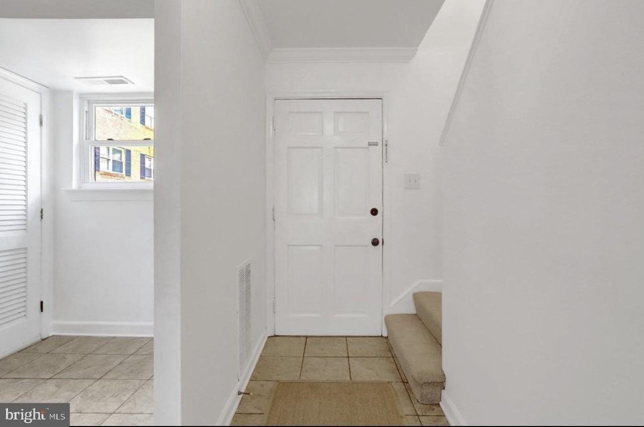 5934 Mayflower Ct - Photo 4 of 22