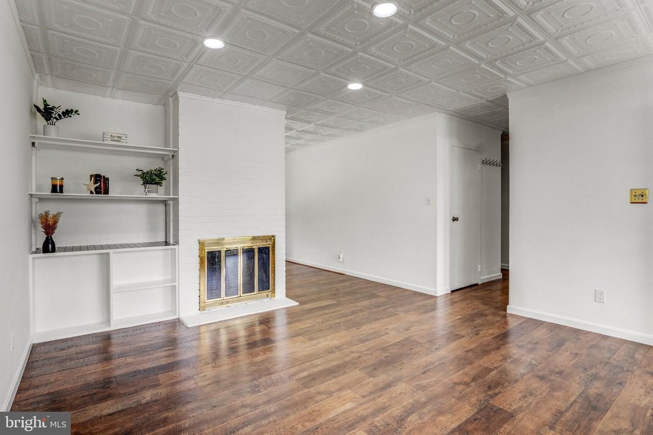 6323 Howe Pl - Photo 3 of 27