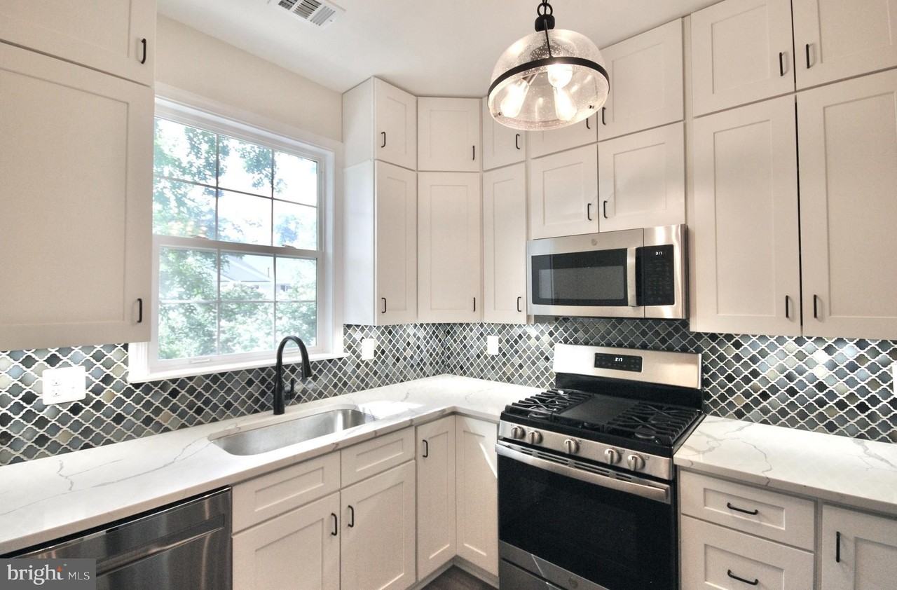 11401 Gate Hill Pl #D67 - Photo 6 of 22