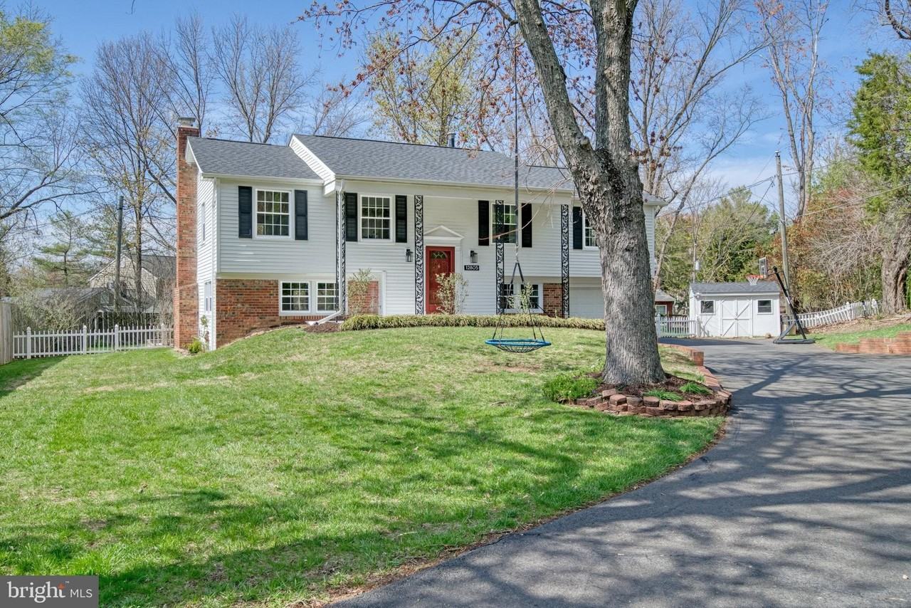 12805 Point Pleasant Dr - Photo 4 of 50