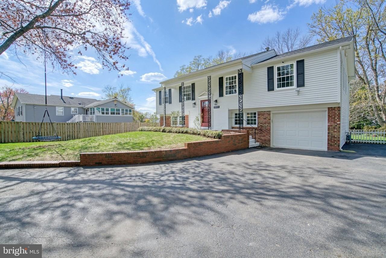 12805 Point Pleasant Dr - Photo 7 of 50