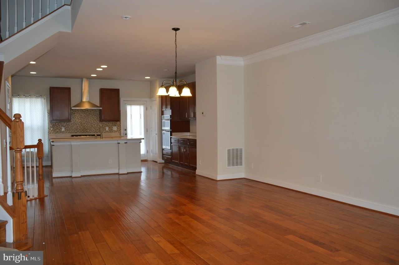 3059 Waterloo Ln - Photo 3 of 22