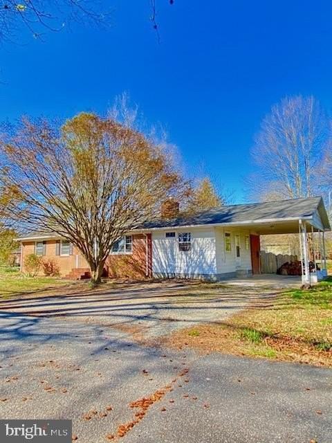 6226 Townsend Dr - Photo 2 of 17