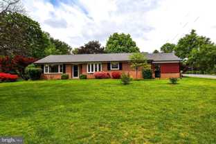 2 Cinnamon Fern Rd - Photo 1 of 1
