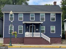 featured image of 522 W King St