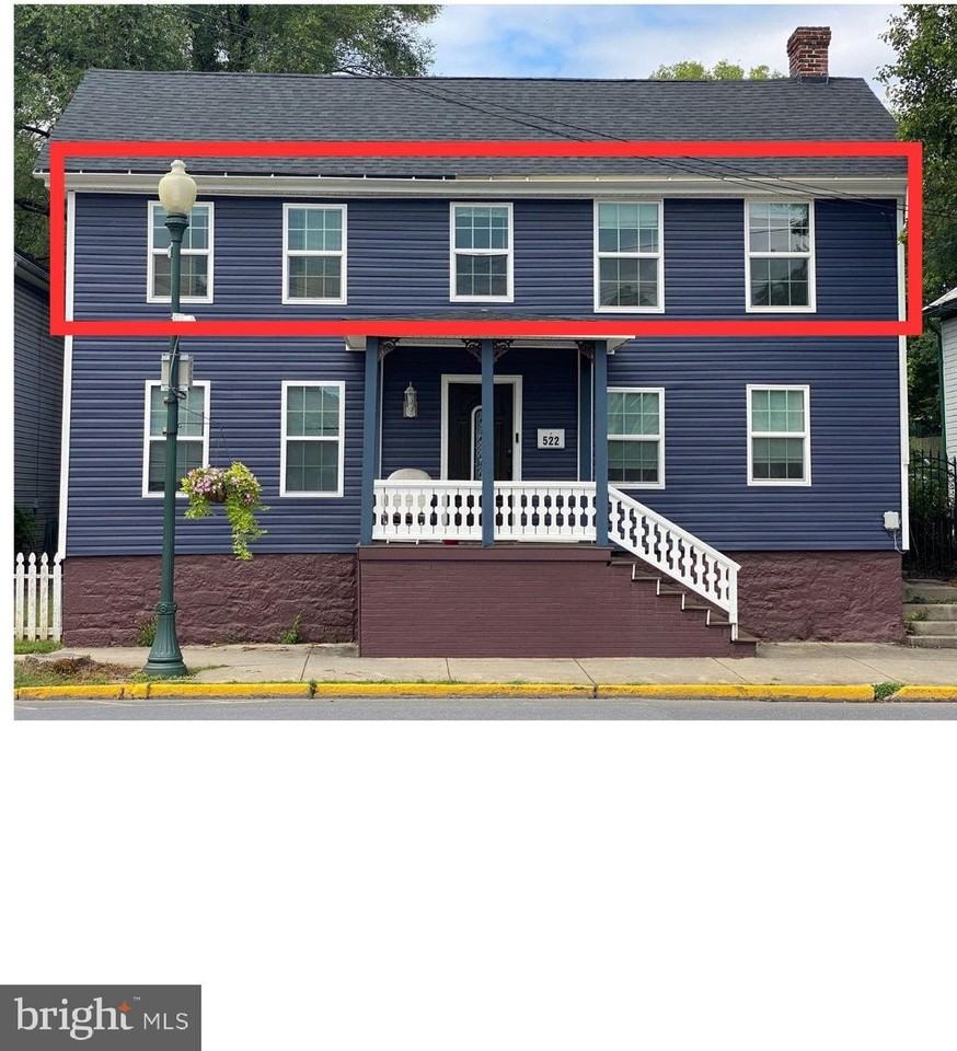 522 W King St - Photo 2 of 48