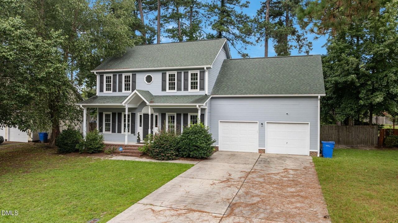 8318 Umstead Rd - Photo 3 of 40