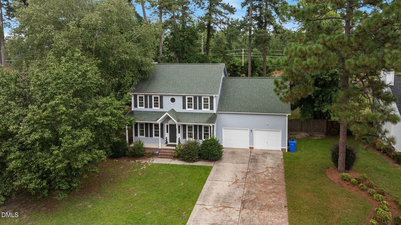 8318 Umstead Rd - Photo 4 of 40