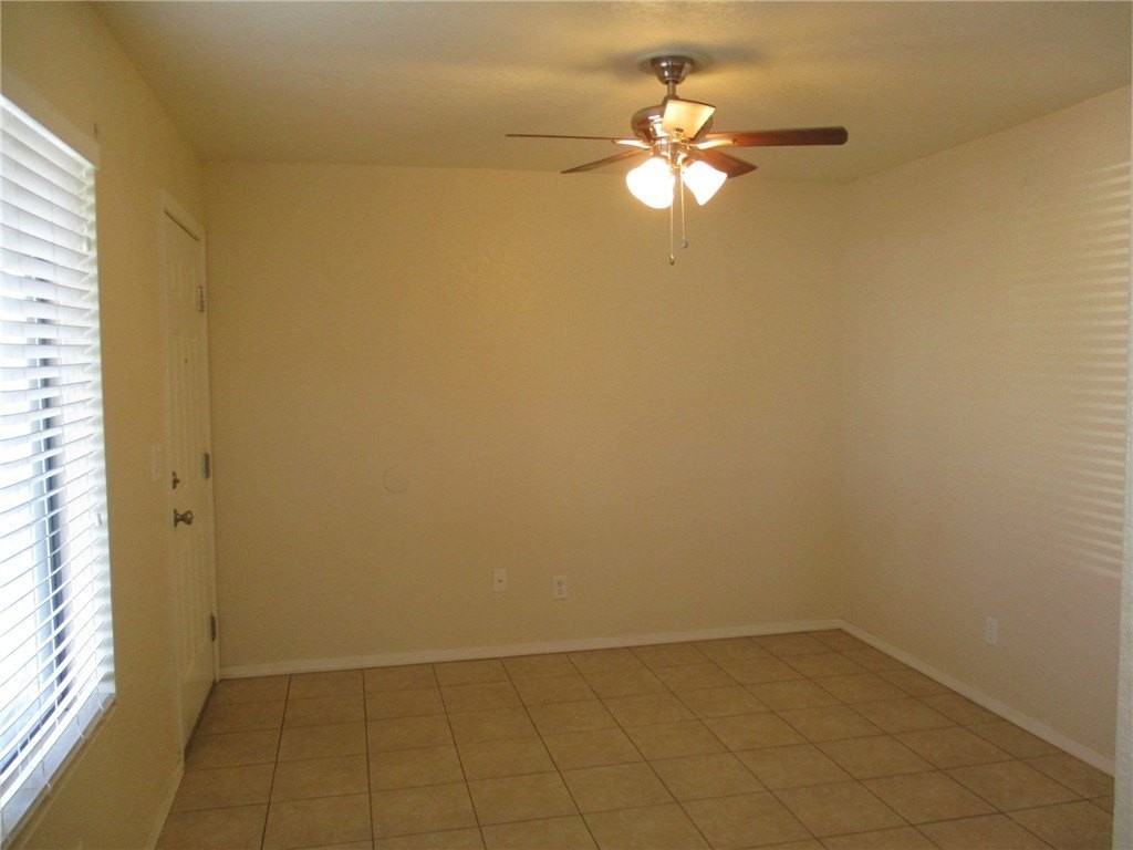 2801 Paloma Senda Apt D - Photo 3 of 18