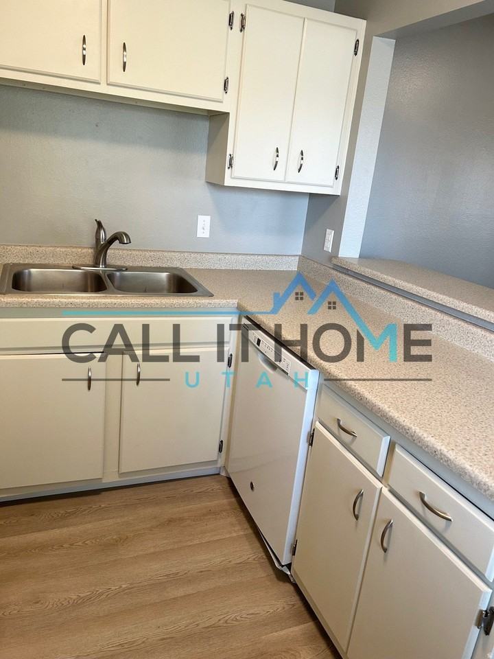 4527 S 1175 W #94 - Photo 4 of 15