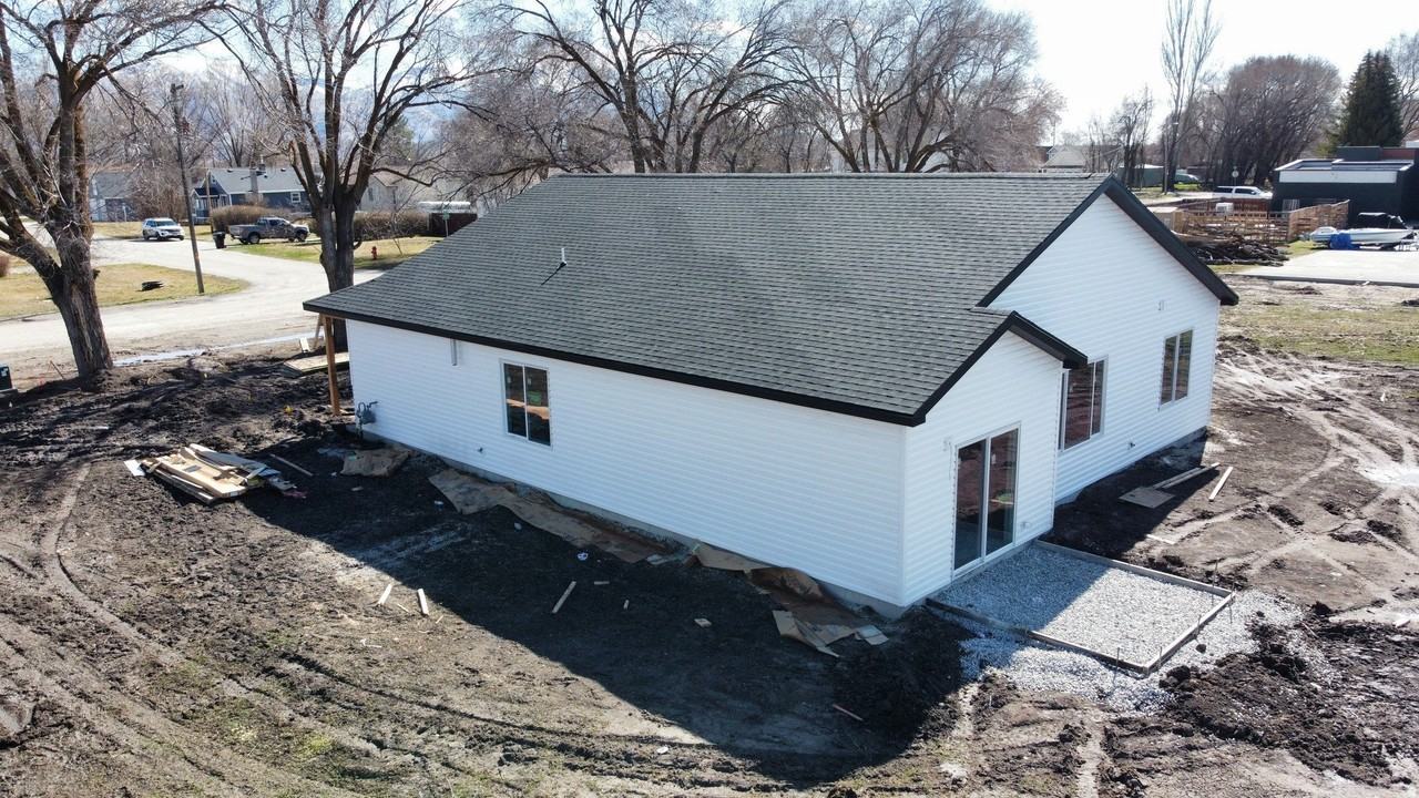 2305 N 3900 W - Photo 2 of 12
