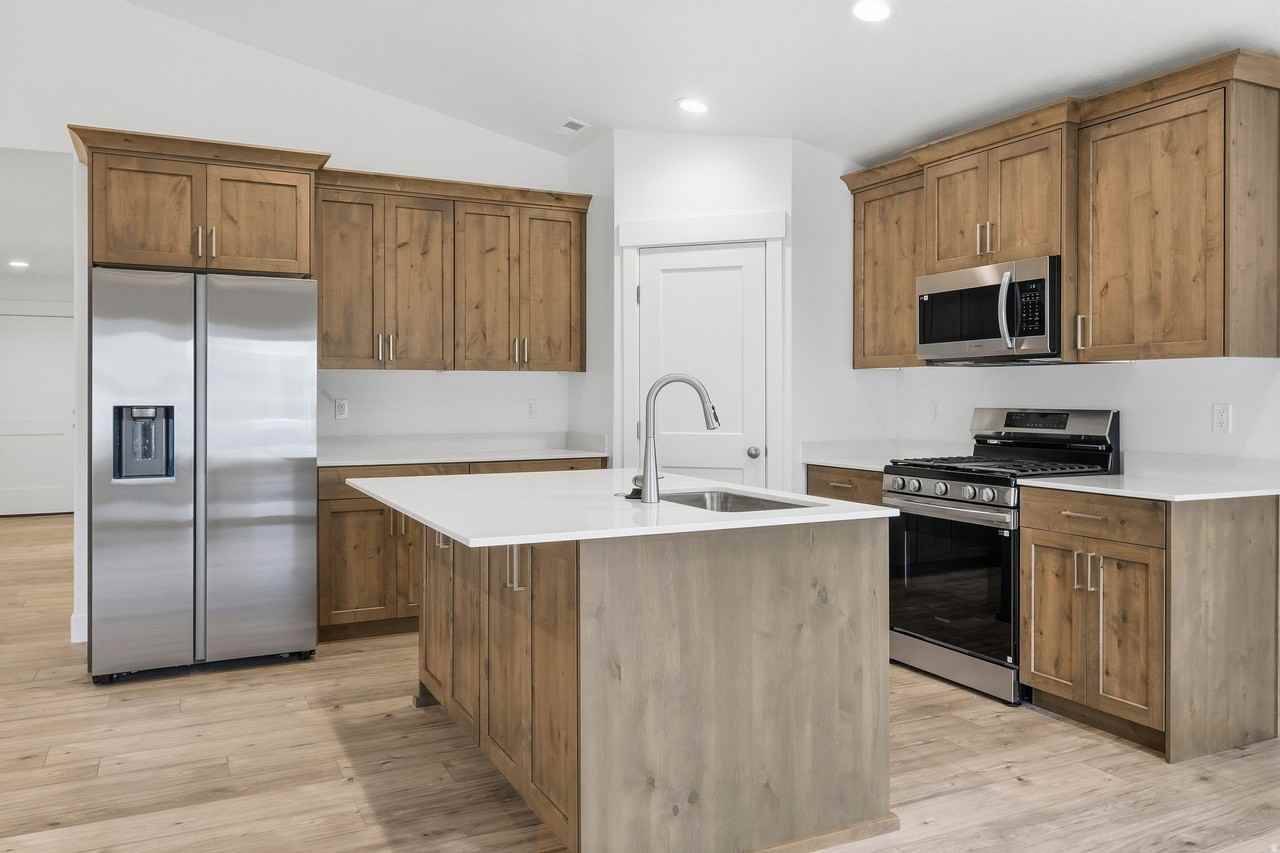 2305 N 3900 W - Photo 5 of 12